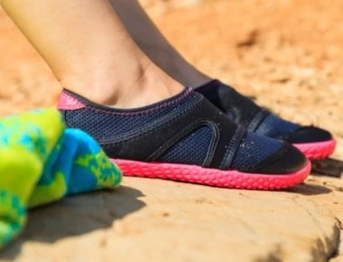 Τα παπούτσια των διακοπών: Τι είδος χρειαζόμαστε ανάλογα με την περίσταση